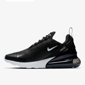 Nike Air Max 270 Black and White Size 7